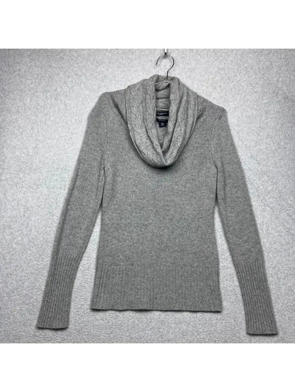 Banana Republic 100% Cashmere Sweater Cowl Neck Gray Cable Knit Quiet Luxury S - Picture 1 of 8